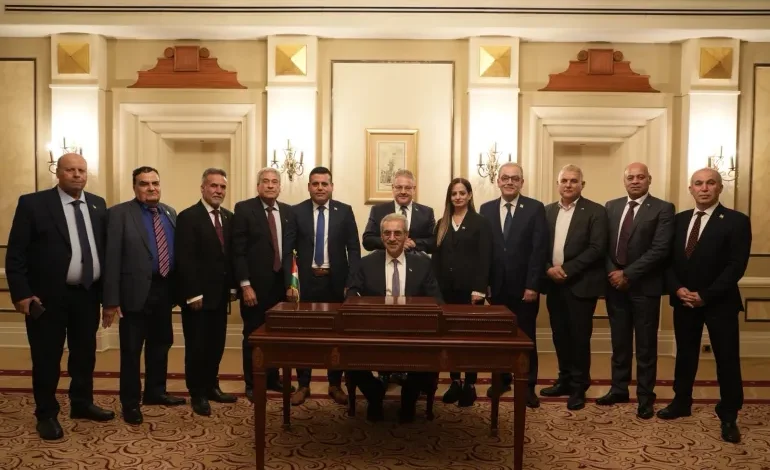 لجنة التكنوقراط تربط عودتها إلى غزة بإغلاق ملف مليشيات الاحتلال