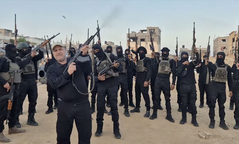 الاقتتال الداخلي يضرب العصابات المتعاونة مع الاحتلال في غزة