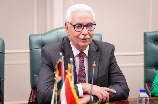 أبو وردة: وزير صحة السلطة ترك جرحى غزة واتجه إلى شرم الشيخ للاستجمام