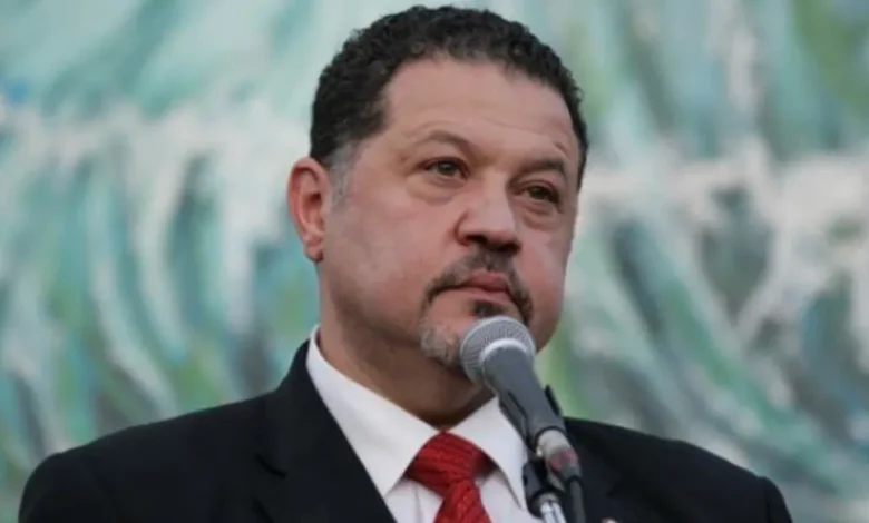 قيادي فتحاوي: تحضيرات لتوريث ياسر عباس صلاحيات والده داخل الحركة