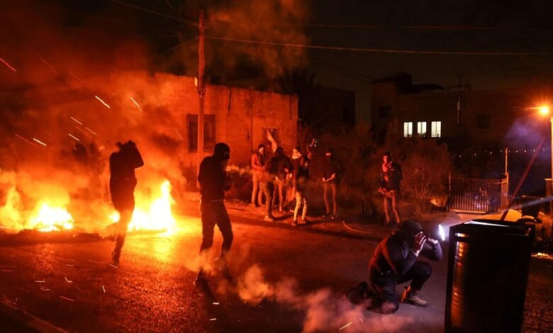 انحراف أولويات سلطة رام الله يفاقم الفلتان الأمني في الضفة الغربية