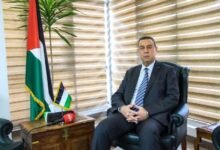 الأسرى المبعدون في القاهرة يطردون سفير السلطة من تشييع رياض العمور