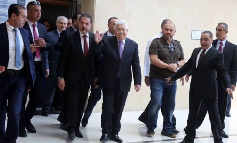 تحركات مفاجئة لياسر عباس قبل مؤتمر فتح الثامن تفتح نقاشًا واسعًا