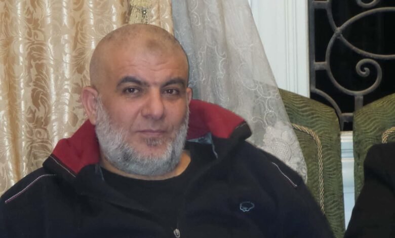 الداعشي زكي رشاد السكني يشكو إقصائه من عضوية المؤتمر الثامن لفتح