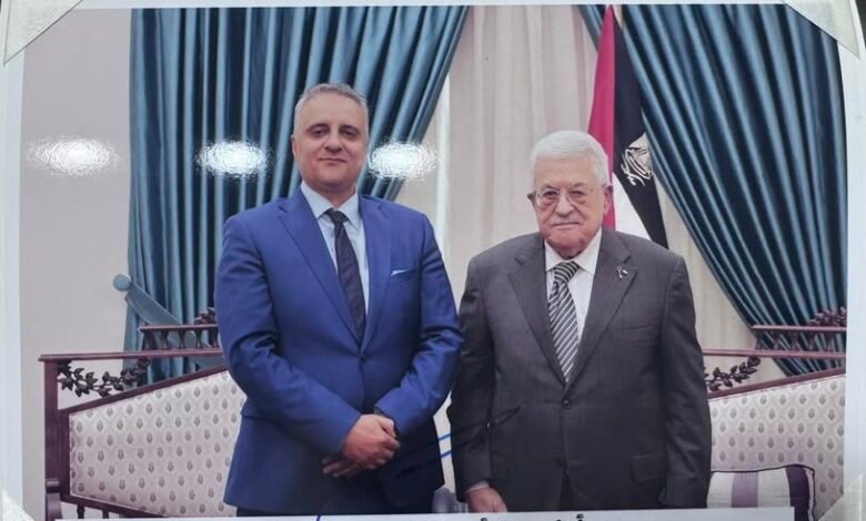 جمال نزال يعلن بنفسه تكليفه الاستمرار ناطقاً باسم فتح
