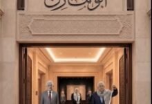 "متحف محمود عباس".. شبكة ساخرة تستعرض مسيرة الرئيس الزعلطي