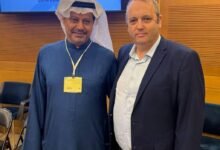من التطبيع إلى التحريض.. المدعو عبد العزيز الخميس يكرر سردية الاحتلال ضد غزة