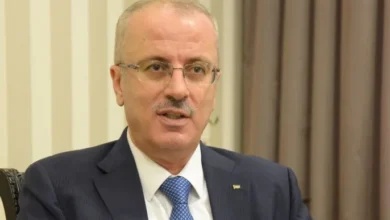 ناشط فتحاوي: التاريخ سيلعن رامي الحمد الله بسبب ما فعله بغزة
