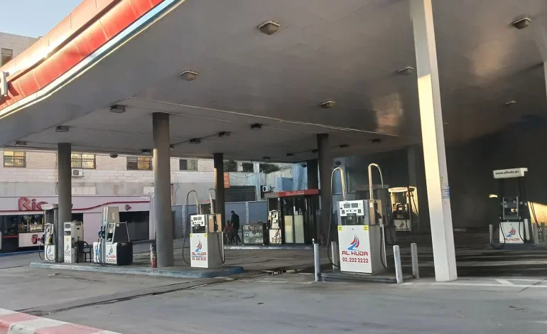 أزمة المحروقات بالضفة تكشف ما وراء إدارة قطاع البترول