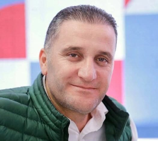 أزمة الوقود تتصاعد في الضفة.. مذكرة توقيف بحق رجل الأعمال طارق النتشة