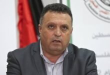 المنسق الإسرائيلي وناصر أبو بكر.. تبادل أدوار في نشر فبركات عن مرضى غزة